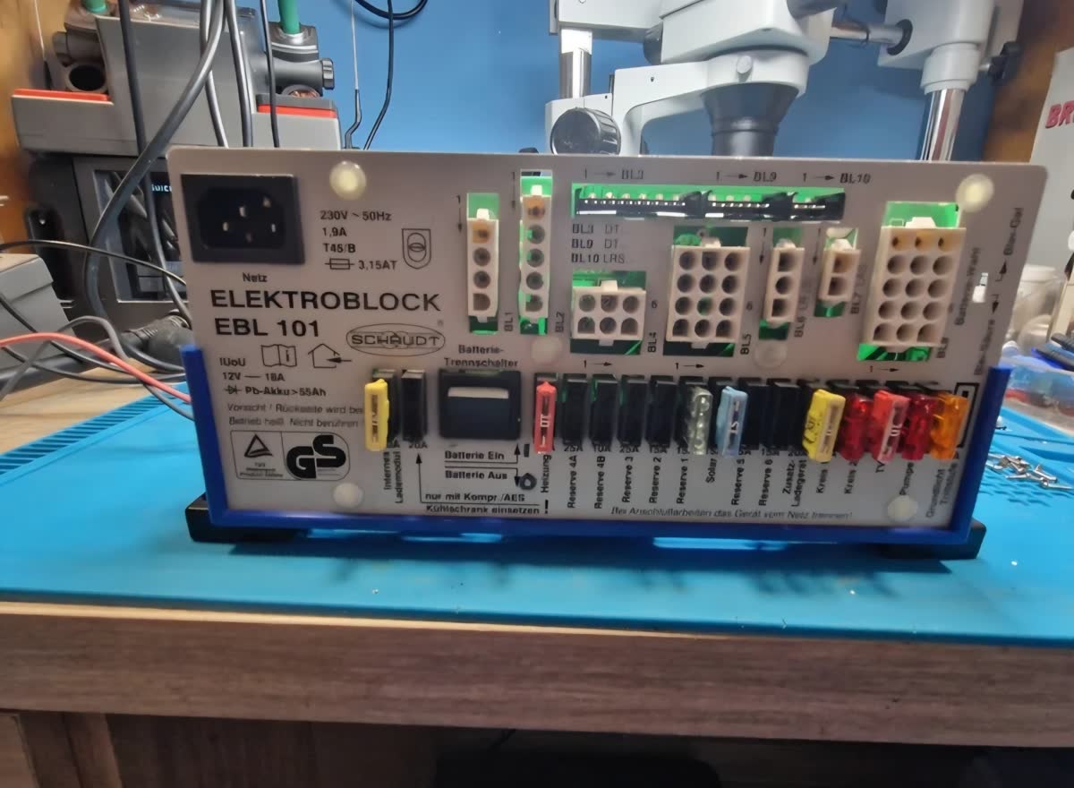 Elektroblock EBL 101 Schaudt reparado y montado tras diagnóstico y reparación completa